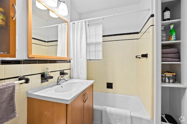 Building Photo - 12 Kilsyth Ter Unit 24 Rental