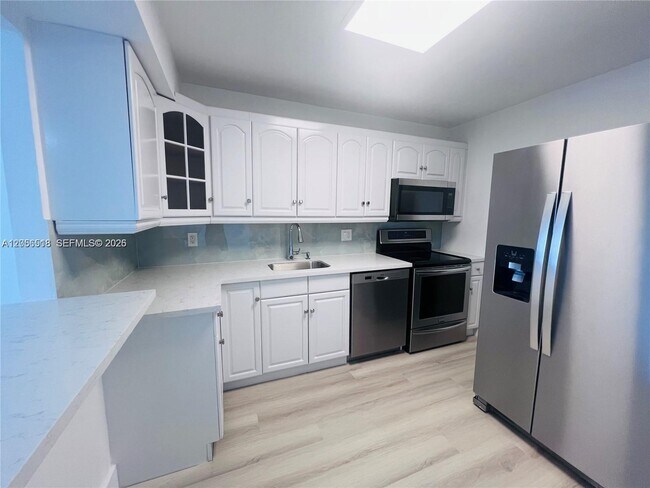 Photo - 1200 NE Miami Gardens Dr Unit 501W