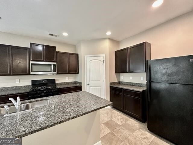 Photo - 589 Dasheill Ln