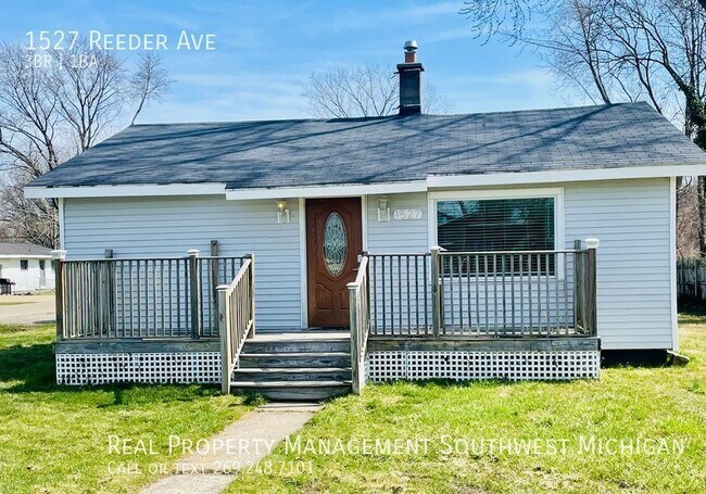 3 Bedroom Home in Benton Harbor! - 3 Bedroom Home in Benton Harbor!