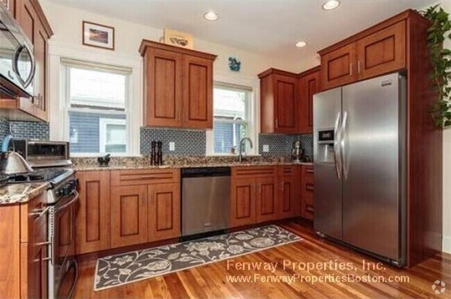 Building Photo - 148 Albion St Unit 2 Rental