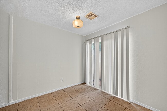Building Photo - 7839 Cook Rd Unit True