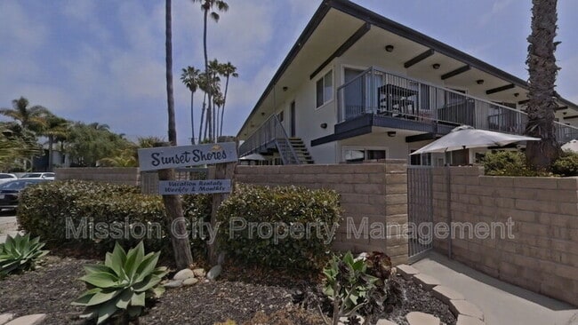 Photo - 4902 Sandyland Rd House