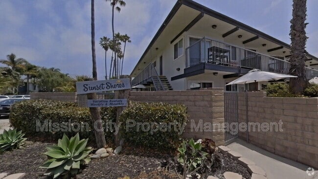 Building Photo - 4902 Sandyland Rd Rental
