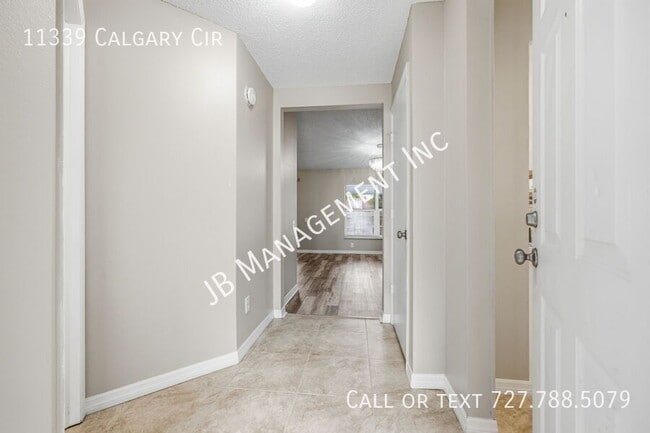 Photo - 11339 Calgary Cir