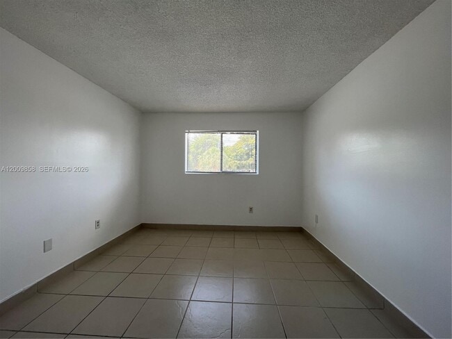 Photo - 250 Palm Cir W Unit 204