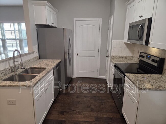 Photo - 2293 Cason Ln