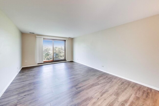 Photo - 1200 W Northwest Hwy Unit 308