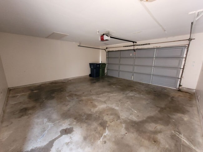 Photo - WYKEHAM CONDOS