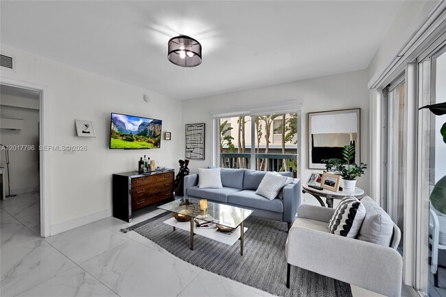 Photo - 2740 SW 28th Terrace Unit 202
