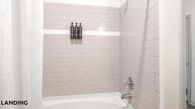 9301 Summit Centre Way Unit 1303