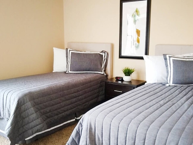 Second Bedroom - Wake Robin Apartments