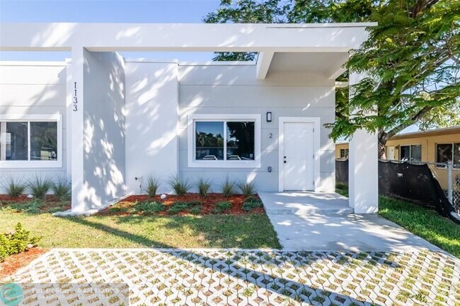 Building Photo - 1133 NW 2nd St Rental