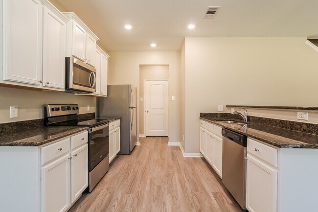 Photo - 27064 Leonardo Dr