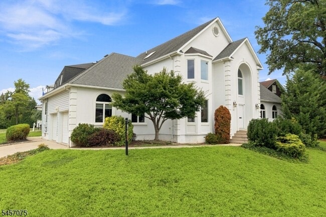 Photo - 907 Colonia Rd