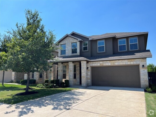 Building Photo - 5817 Scenic Lake Dr Rental