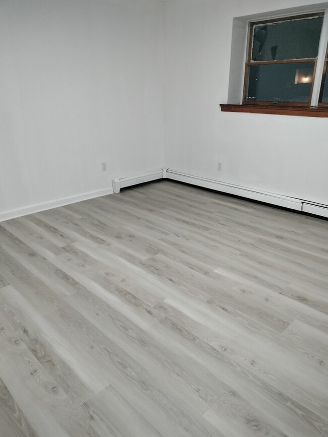 Photo - 17 Martha Ave Unit B