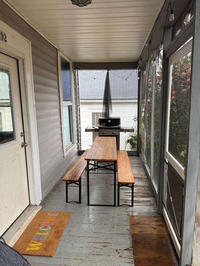 Photo - Awesome 3 Bed Close to Campus