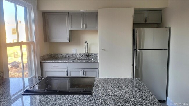 Photo - 216 Church St