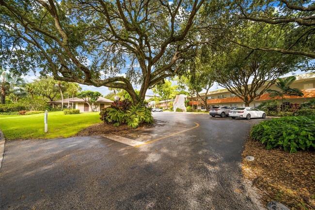 Building Photo - 801 Cypress Blvd Unit 107c