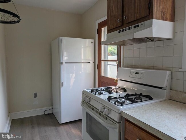 Photo - 424 Conarroe St