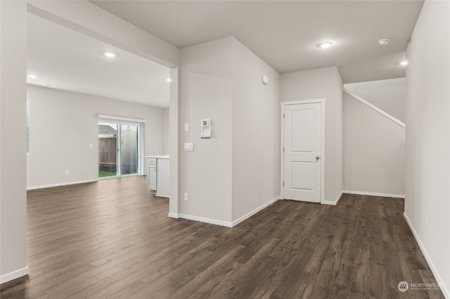 Photo - 1478 SW Pendleton Way