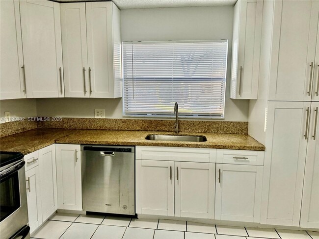 Photo - 3370 Beau Rivage Dr