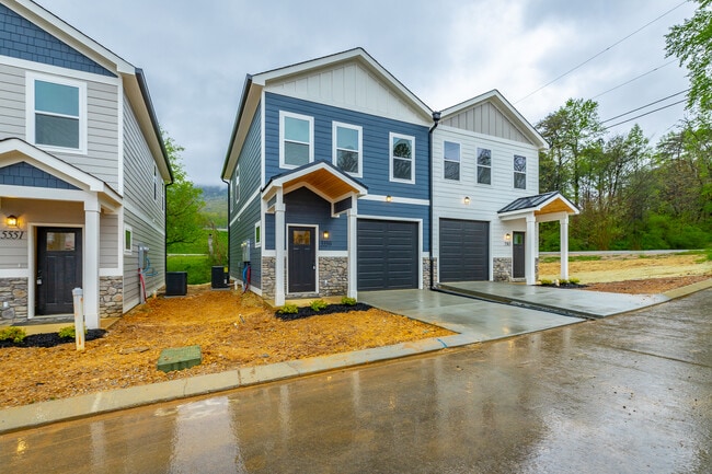 Photo - 5547 Stream Ln