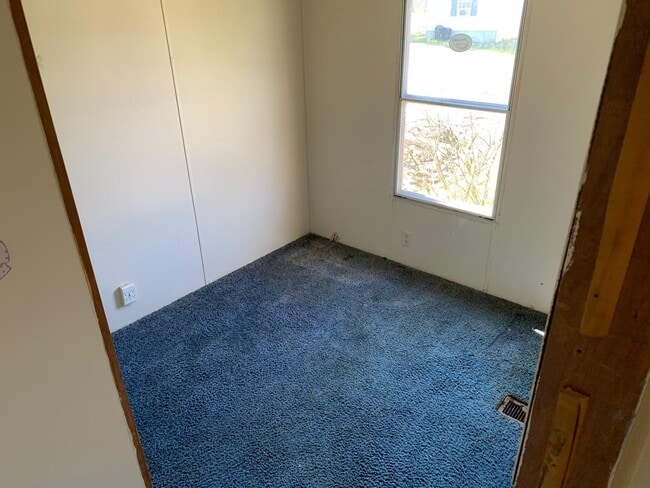 Photo - 11 Jacob Ln