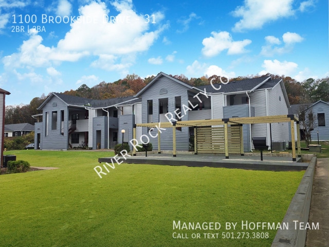 Building Photo - 1100 Brookside Dr Unit 31