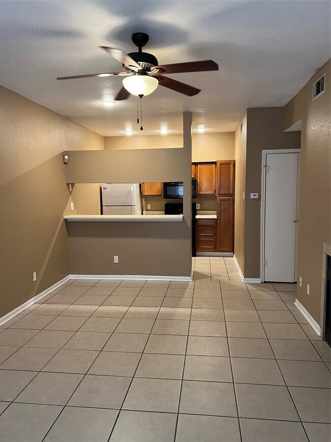 Photo - 2121 El Paseo St Unit 2007
