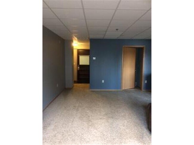 Photo - 109 E Luverne St Unit 322