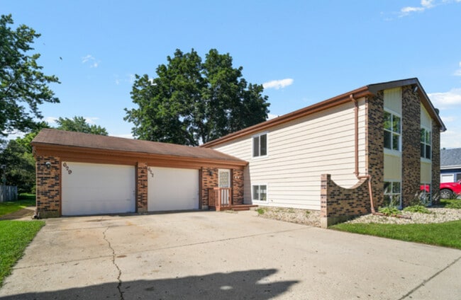 Building Photo - 627 Chardonnay Ln Unit 627