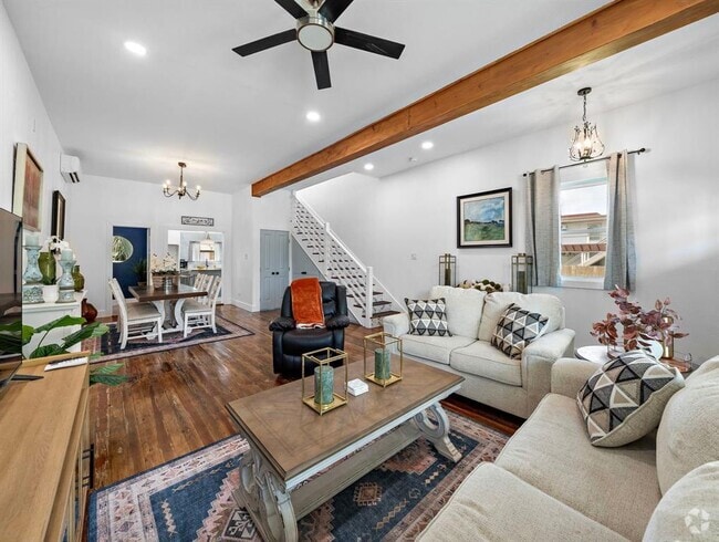 Building Photo - 2815 Avenue H Rental