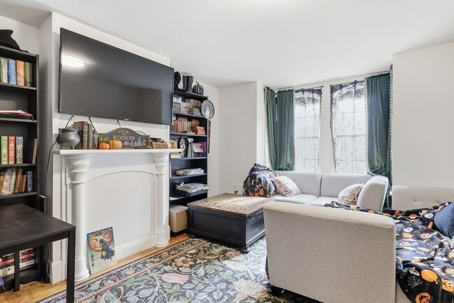 Photo - 50 Monmouth St Unit #1