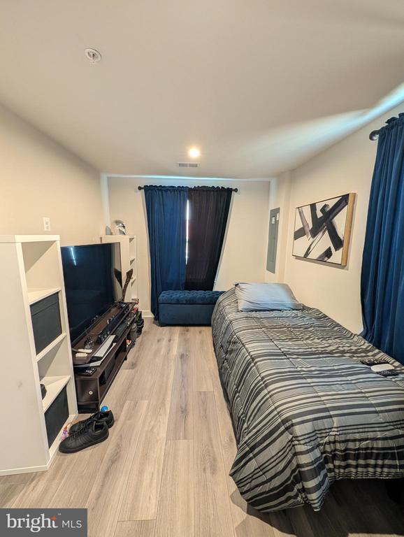 Photo - 16141 Meadow Glenn Dr
