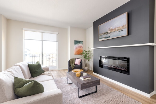 Fireplace With Mantel