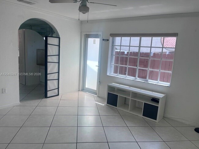 Photo - 1607 SW 136th Pl Unit 2
