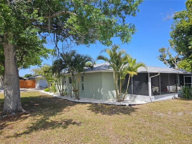 Photo - 105 Base Ave E