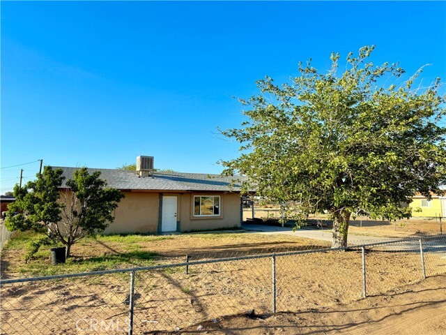 Photo - 11874 Yates Ave Casa