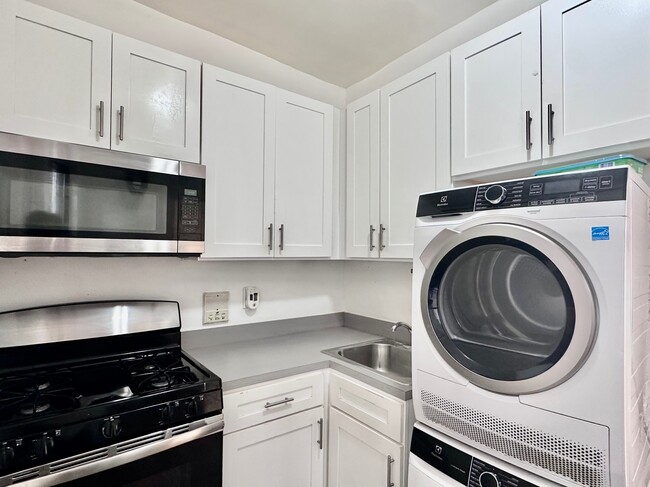 Photo - 201 W 105th St Unit 35