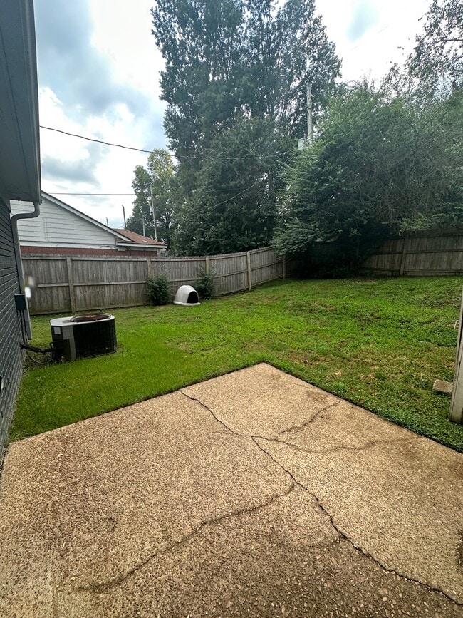 Photo - 3917 Oak Branch Cir E