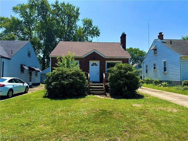 Building Photo - 815 Detroit Ave Rental