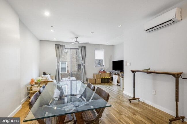 Photo - 1306 Hope St Unit A