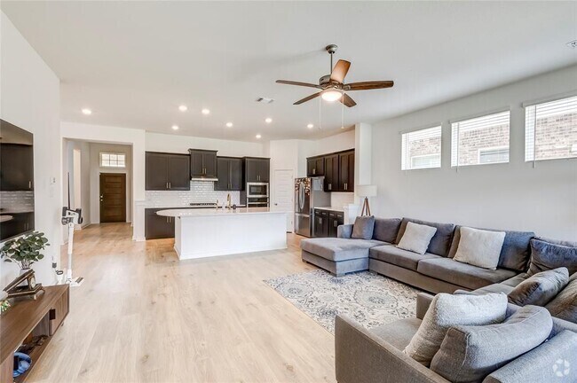 Building Photo - 961 Oak Chase Wy Rental