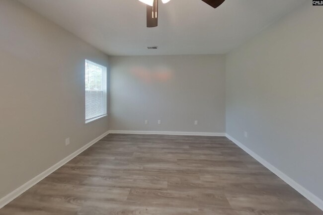 Photo - 308 Fox Trot Dr