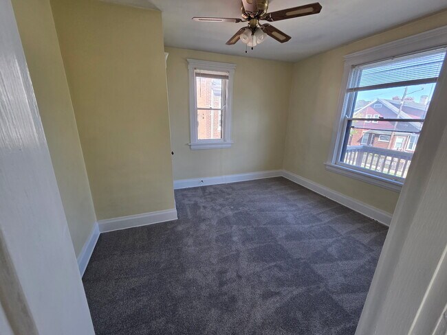 Photo - 3959 Hazel Ave Unit 3959 Hazel Ave Apt 2