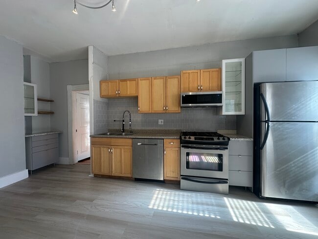 Photo - 78 Ring St Unit 1
