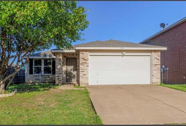 3 Bedroom Single Family Home in Fort Worth - 3 Bedroom Single Family Home in Fort Worth