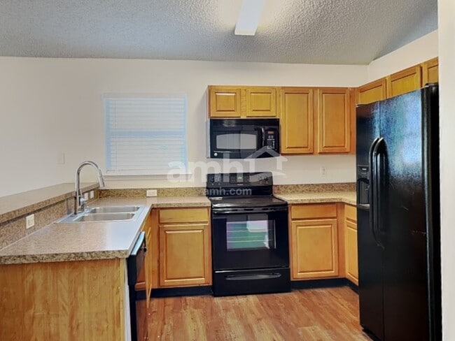 Photo - 11551 Oak Meadow Ln